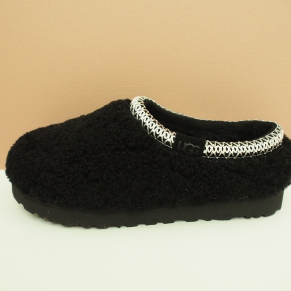 UGG Women Tasman Maxi Curly Slipper Size 7 & 8 Black - Picture 2 of 8